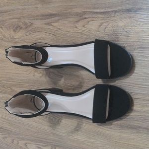 Journee Collection Black Sandals